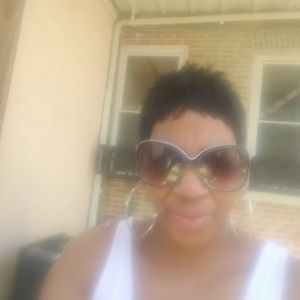 Meet your Posher, Patricia